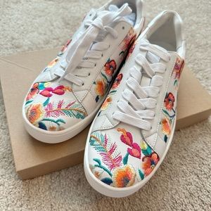 NIB JOHNNY WAS leather EMBROIDERED sneakers 8 floral flowers tennis shoe